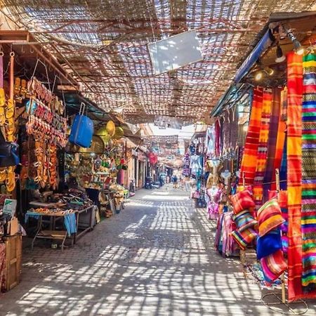 Sunny Terrace & Comfy Beds In Marrakech Apartment มาร์ราเกช ภายนอก รูปภาพ