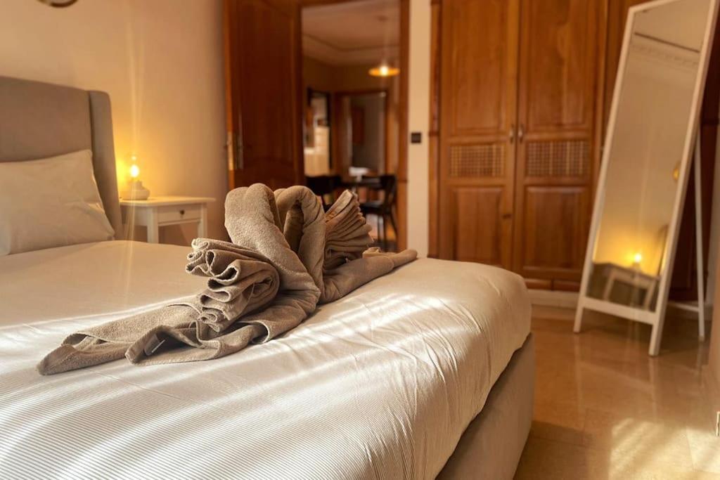 Sunny Terrace & Comfy Beds In Marrakech Apartment มาร์ราเกช ภายนอก รูปภาพ
