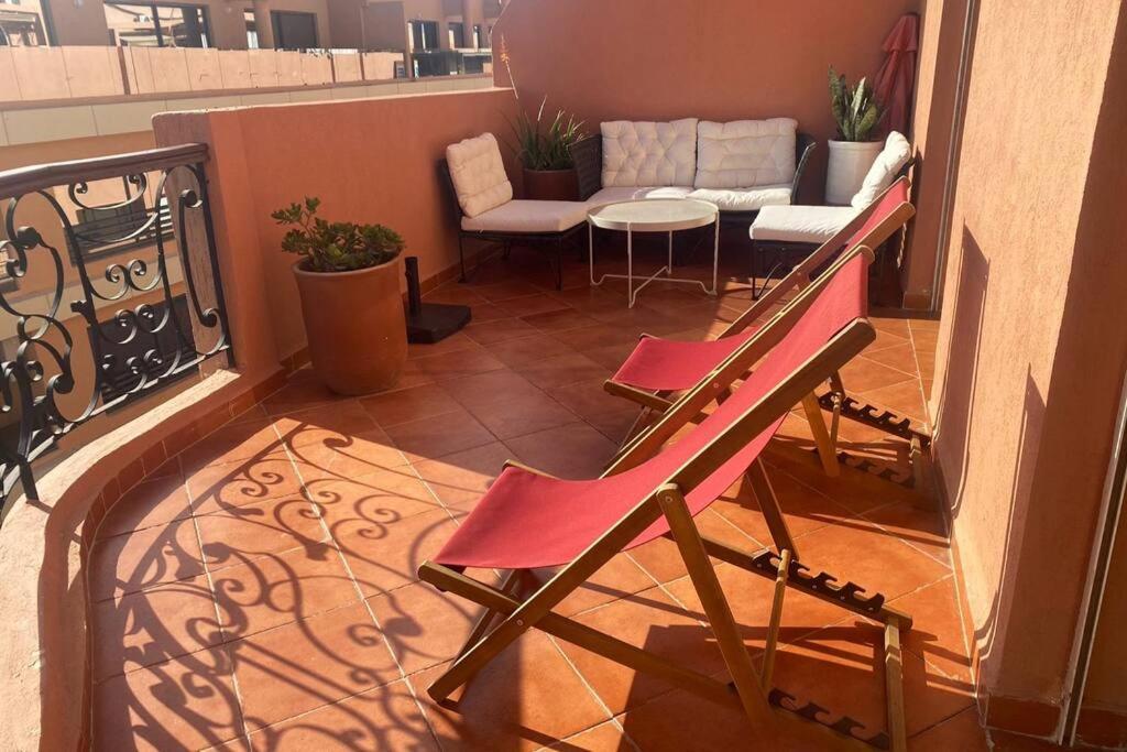Sunny Terrace & Comfy Beds In Marrakech Apartment มาร์ราเกช ภายนอก รูปภาพ