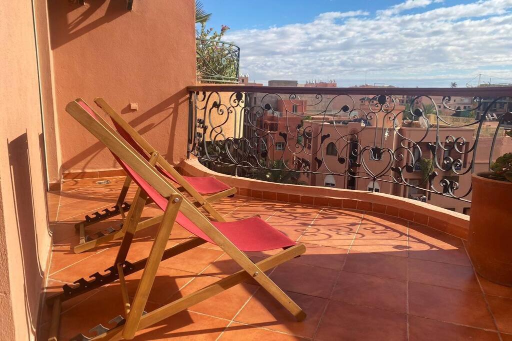 Sunny Terrace & Comfy Beds In Marrakech Apartment มาร์ราเกช ภายนอก รูปภาพ